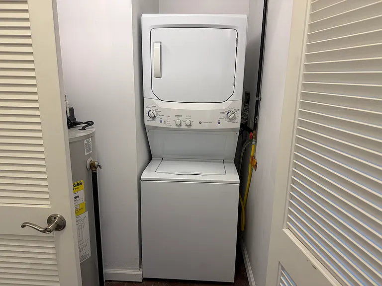 225 Walker St #303 — Photo 7