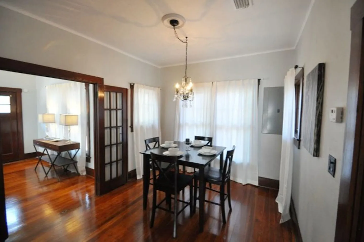 1 bed, 1.0 bath, 775 sqft, $5,961 — Photo 4