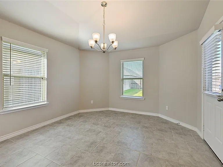 2115 Chief St — Photo 8
