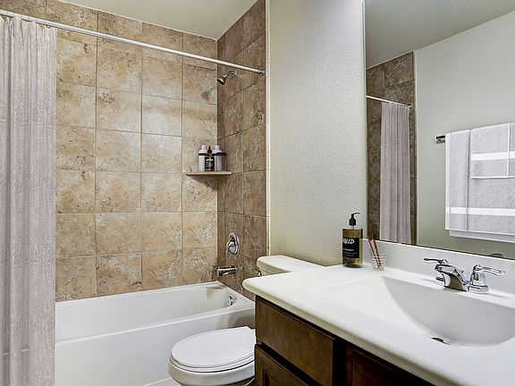 Hall bath 2