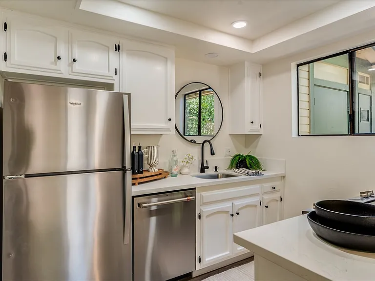 3335 Broad St #15 — Photo 5