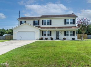 204 Bobwhite Rd, Hubert, NC 28539