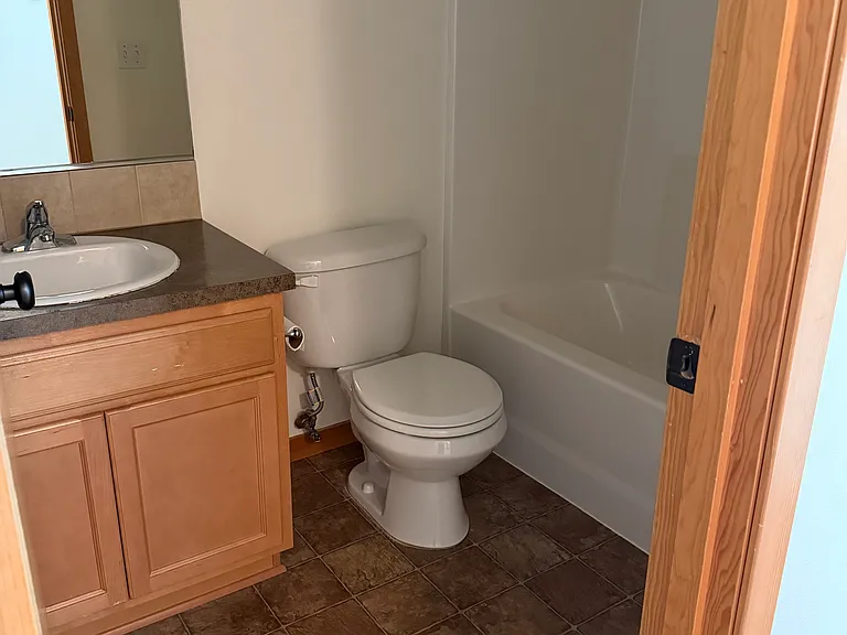 5618 SE 22nd Ave — Photo 8