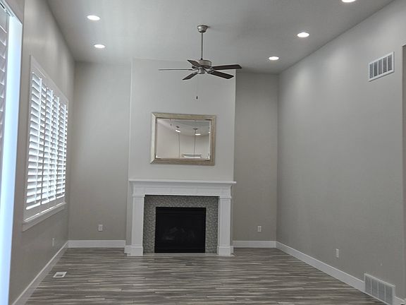 5th image of 2292 E Hampton Hills Ln