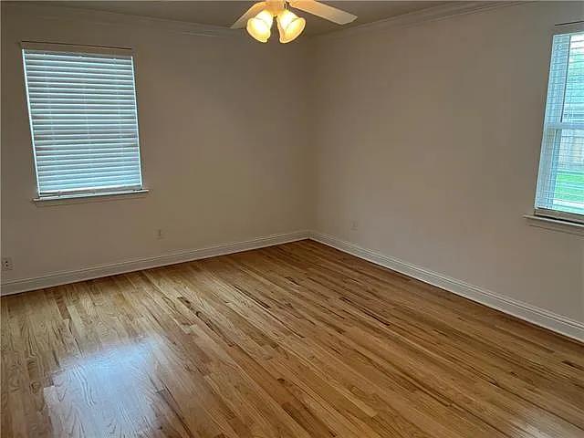 6377 Canal Blvd — Photo 10