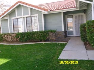 4660 Grandview Dr #1, Palmdale, CA 93551