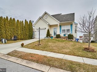 14 Galway Dr, Hanover, PA 17331