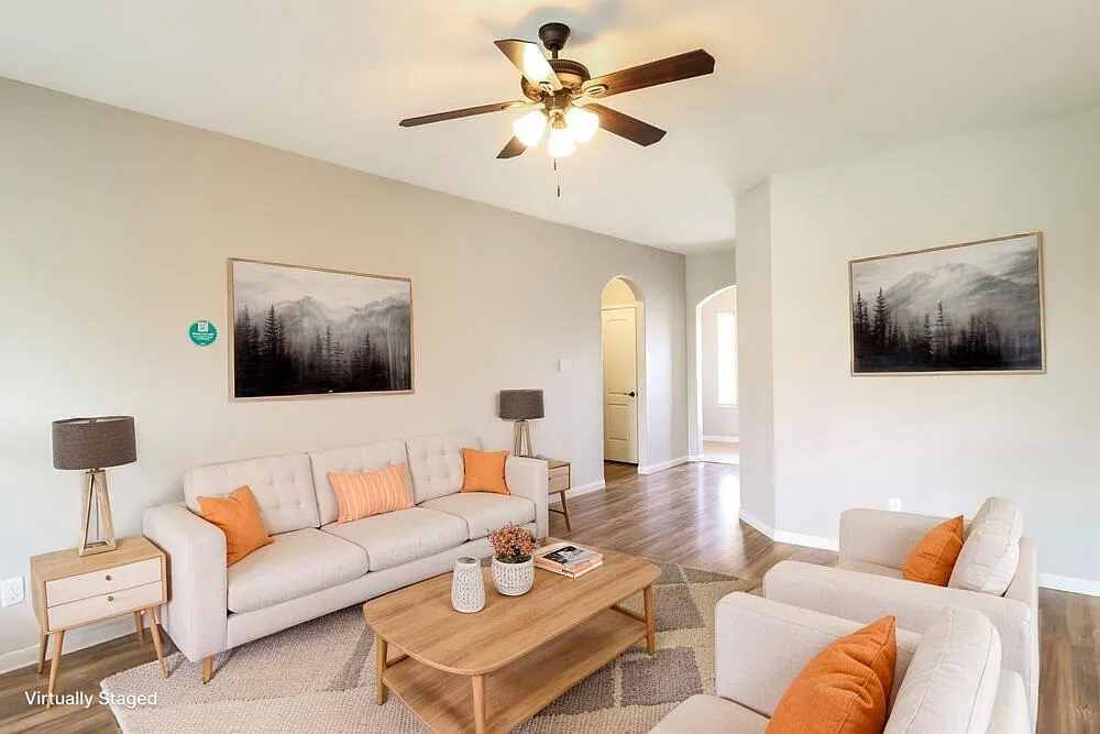 3 bed, 2.0 bath, 1651 sqft, $2,190 — Photo 4