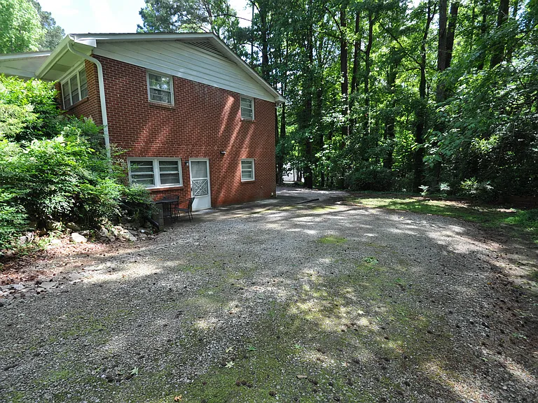1426 Old Trinity Cir #11 — Photo 18