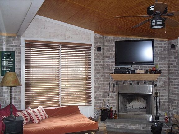 Addition added in 2008 with wood burning fireplace