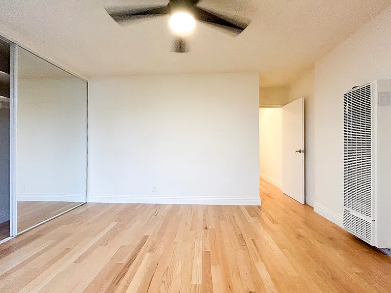 222 Washington Ave #17 — Photo 21