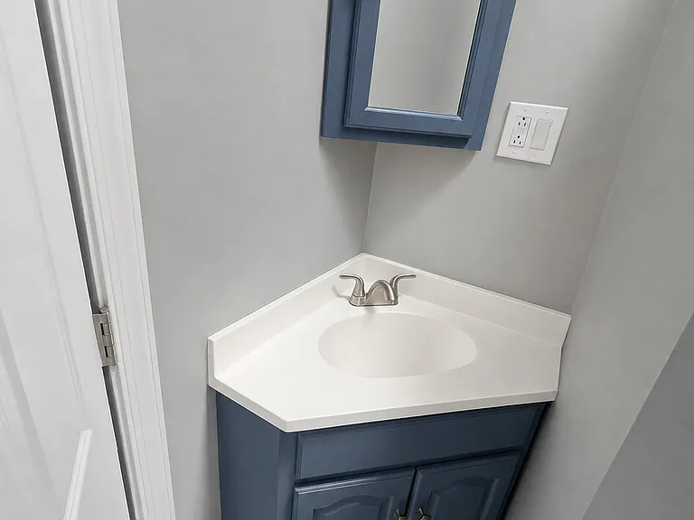 4933 N Camac St #3 — Photo 9