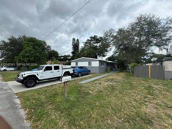 2nd image of 6351 Hayes St