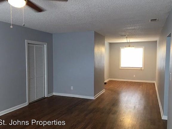 3rd image of 3116 Belden St APT 4