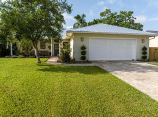 487 SW South Quick Cir, Port Saint Lucie, FL 34953