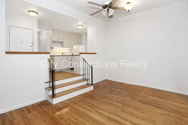 Rented by City Connections Realty | media 3