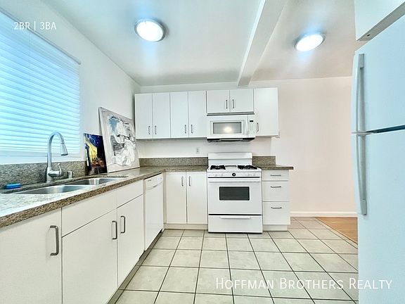 2nd image of 4403 Kraft Ave #3