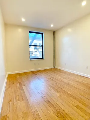 Rented by Bohemia Realty Group | media 11