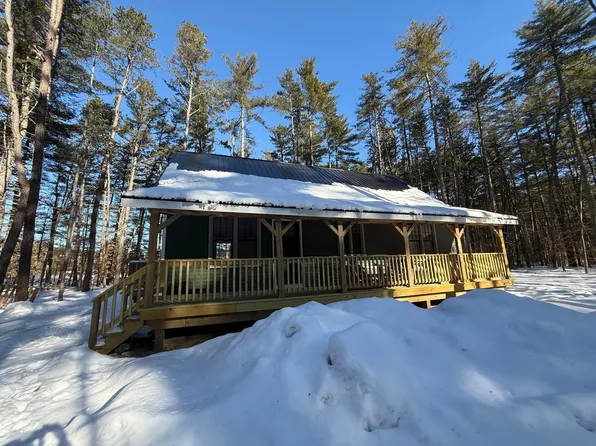 23 Poco Drive, Tamworth, NH 03886