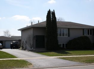 730 N Rueth Dr, Griffith, IN 46319
