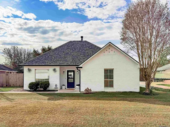 17071 Hunters Trce E, Prairieville, LA 70769