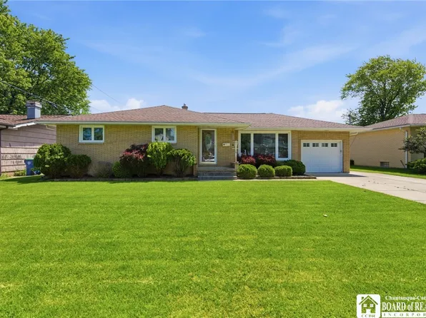 133 Delta Rd, Amherst, NY 14226