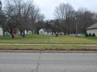 675 N Newburgh Rd, Westland, MI 48185