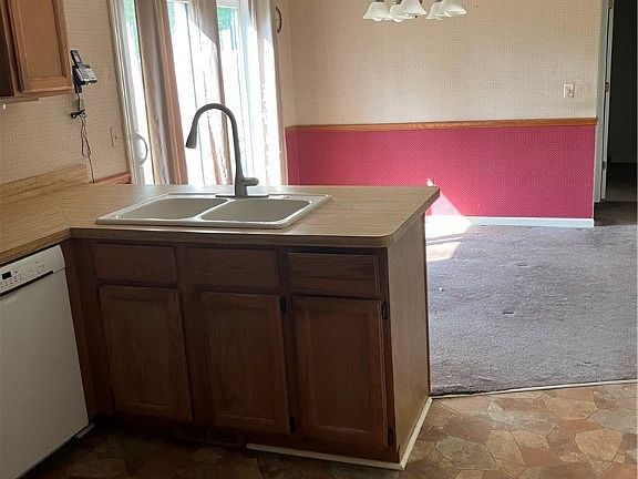 5th image of 1780 Stone Creek Ln