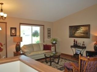 804 Starlite Dr, Holmen, WI 54636