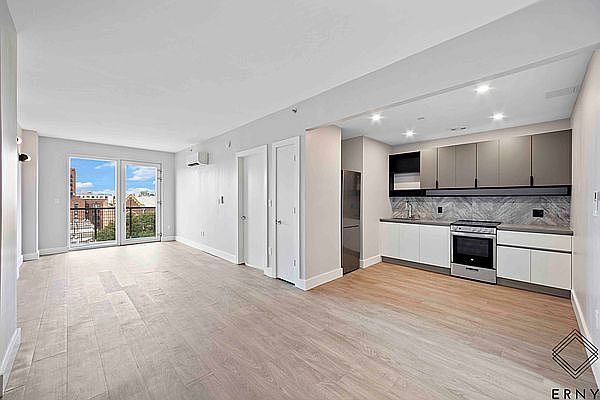 1st image of 290 Linden Blvd #3