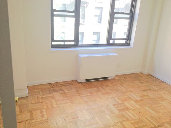 4th image of 405 E 56th St APT 9LA