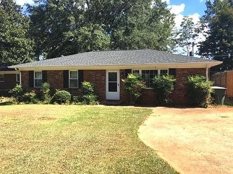 1st image of 10 Bradley Blvd