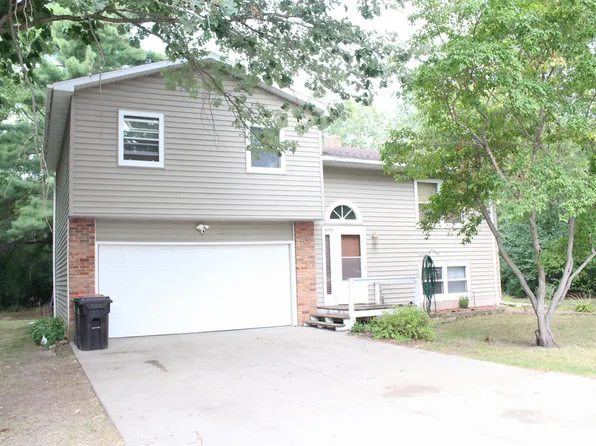 1031 Pleasant Ave NE, Staples, MN 56479