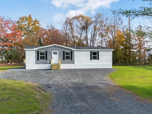 23 Warden Way, Oakland, ME 04963