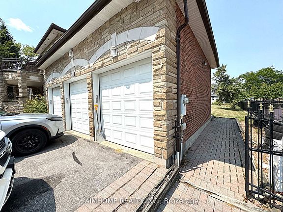 4th image of 38 Lee Ave