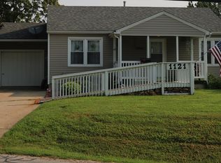 1121 Jefferson Rd, Boonville, MO 65233