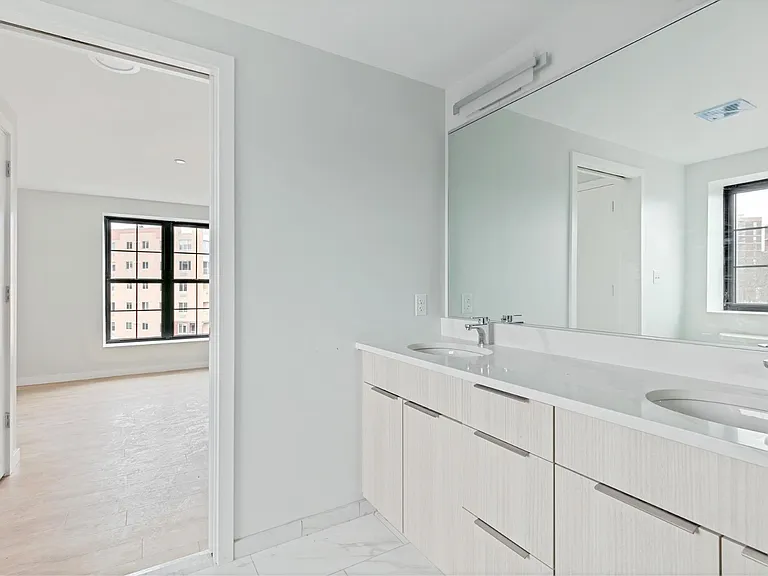 11 Soden St — Photo 14