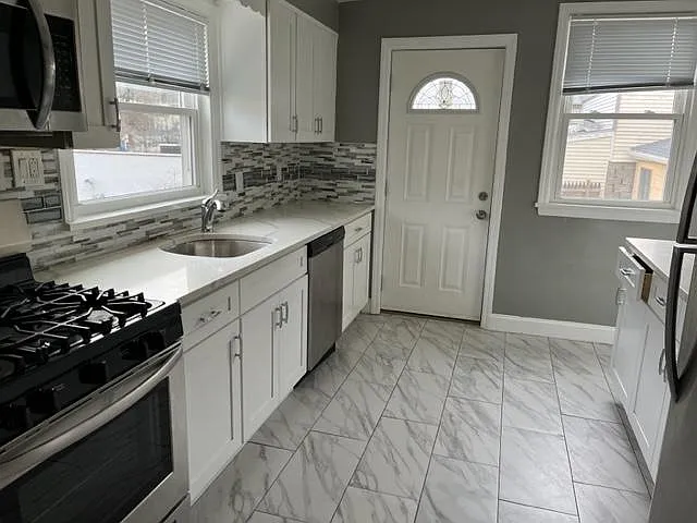 Cleveland St, Valhalla — Photo 2