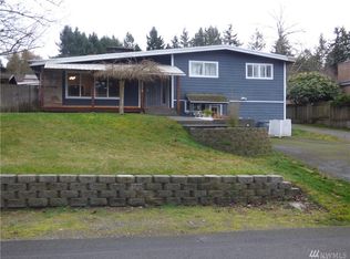 4215 Robin Rd W, University Place, WA 98466