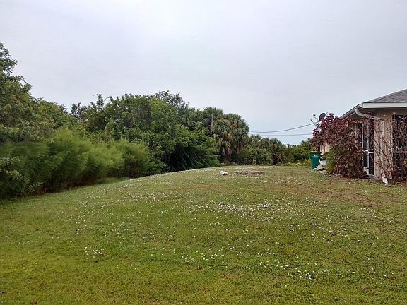 4th image of 11087 Reims Ave
