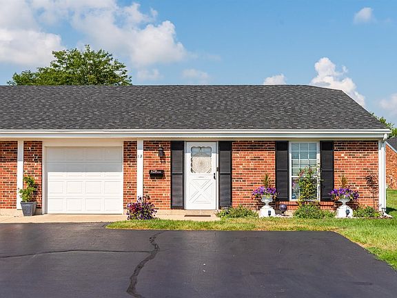 4th image of 1 Cypress Ct #B