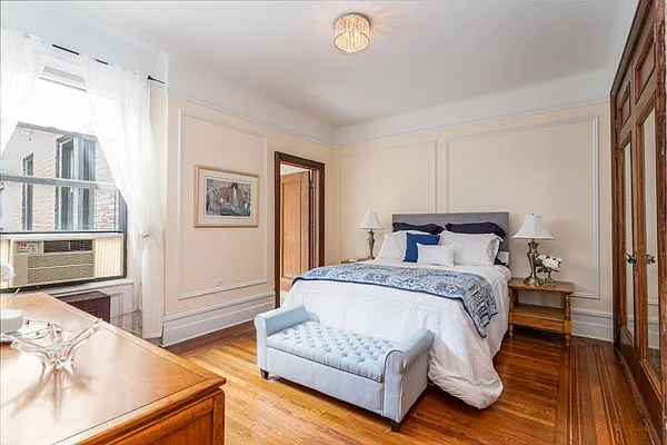 Sold by Level Group | media 7