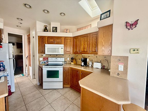 4th image of 1700 W Shiprock St #97