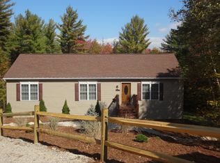 61 Henry Dr, Effingham, NH 03882