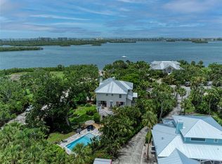 8963 Fishermens Bay Dr, Sarasota, FL 34231