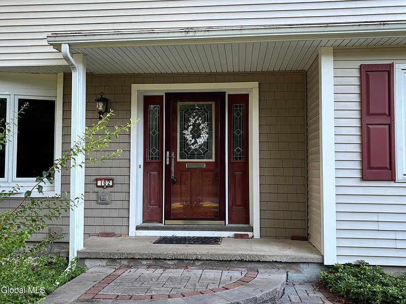 2nd image of 102 Woodhaven Drive