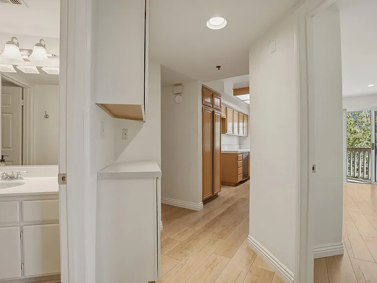 675 Oak Run Trl #301 — Photo 16