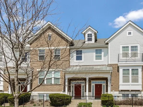 1245 Tuscany Dr, Streamwood, IL 60107