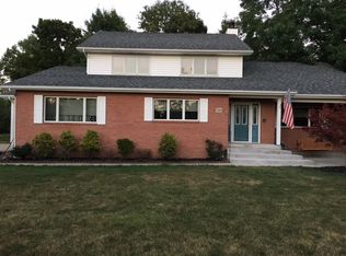 7269 Pendale Dr, North Tonawanda, NY 14120