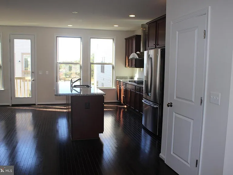 24469 Juniper Wood Ter — Photo 10